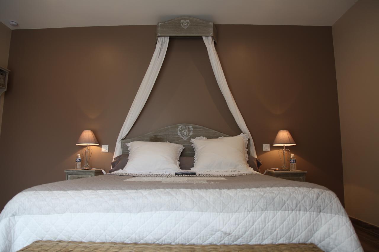Le Miroir Des Etoiles Bed & Breakfast Pomport ห้อง รูปภาพ